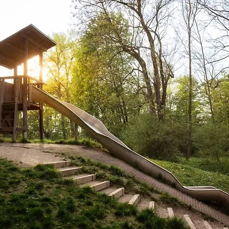 別荘 Gemuetliches Haus Mit Holzofen & Garten