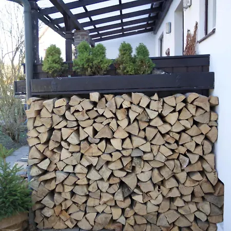 Gemuetliches Haus Mit Holzofen & Garten 別荘 ランツフート