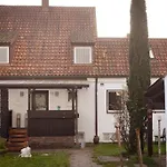 Σπίτι διακοπών Gemuetliches Haus Mit Holzofen & Garten *