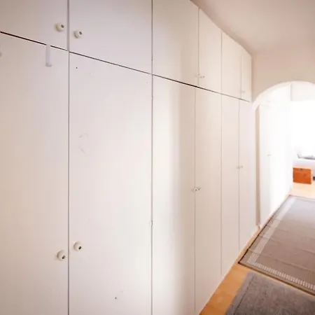 아파트 Gemuetliches Haus Mit Holzofen & Garten *
