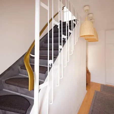 Prázdninový dům Gemuetliches Haus Mit Holzofen & Garten *